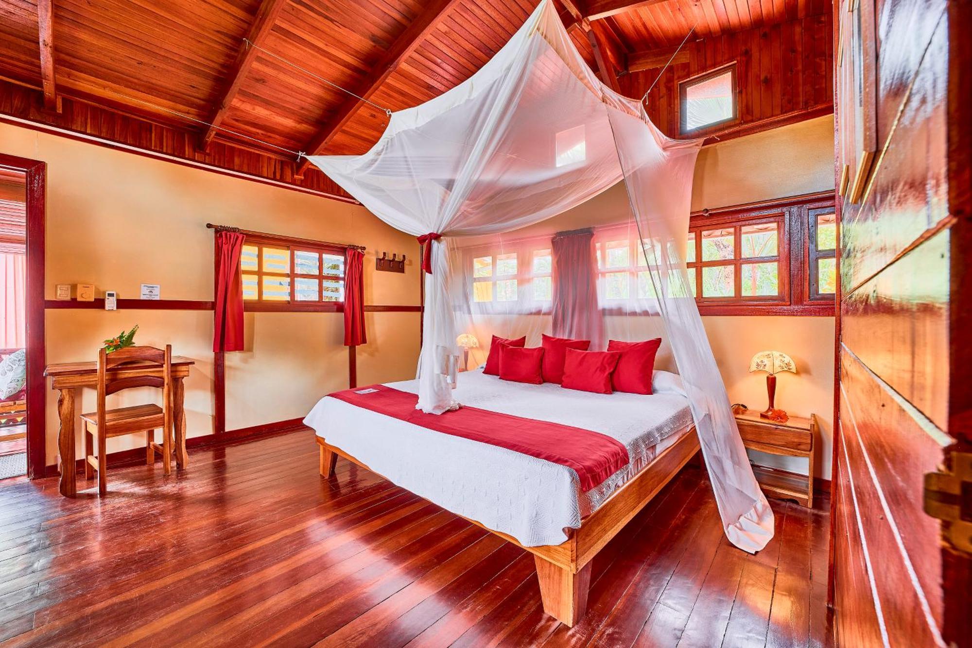 Hotel El Encanto Cahuita Esterno foto