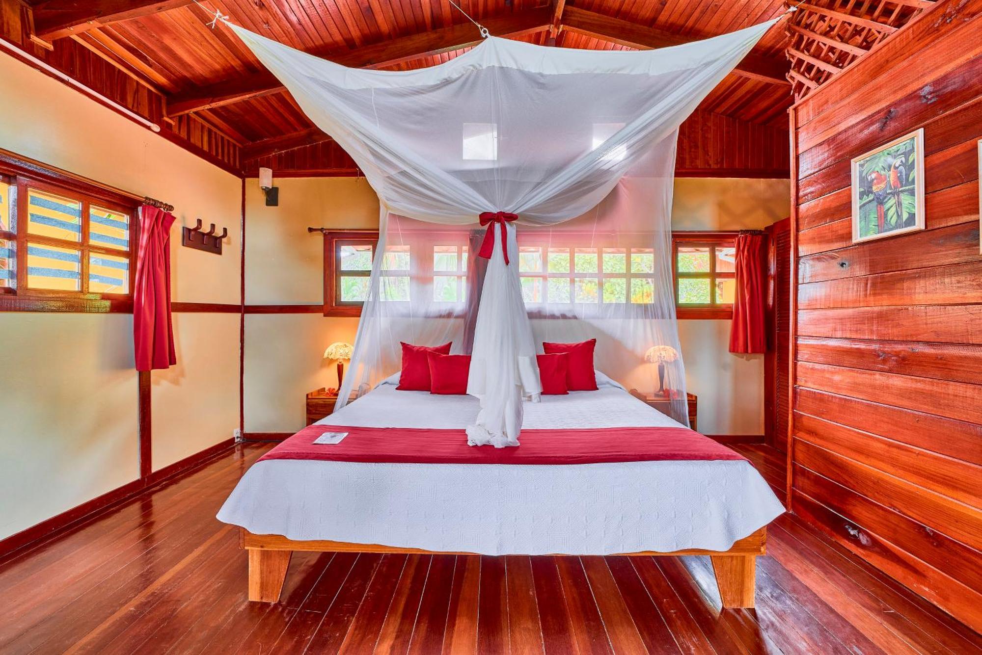Hotel El Encanto Cahuita Esterno foto