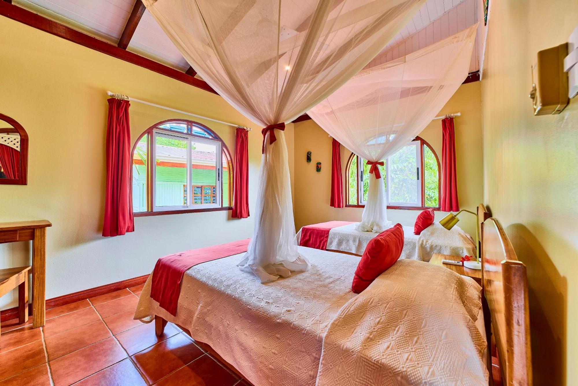 Hotel El Encanto Cahuita Esterno foto
