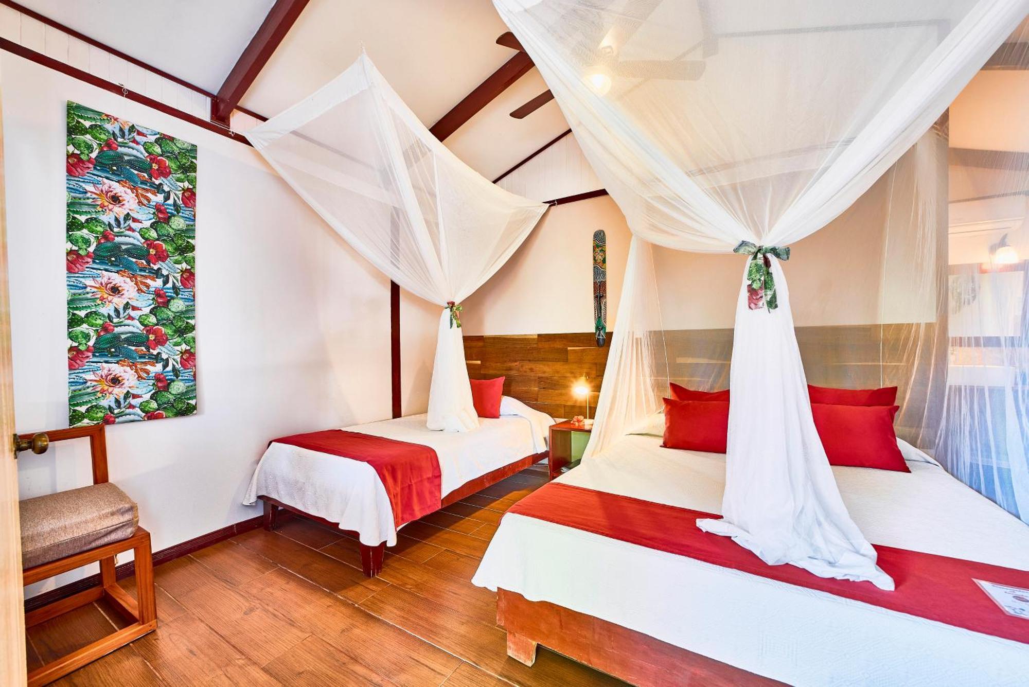 Hotel El Encanto Cahuita Esterno foto